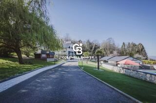  Villa  vendre 10 pices 280 m