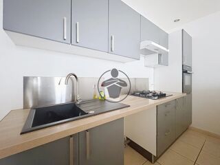  Appartement à louer 2 pièces 56 m²