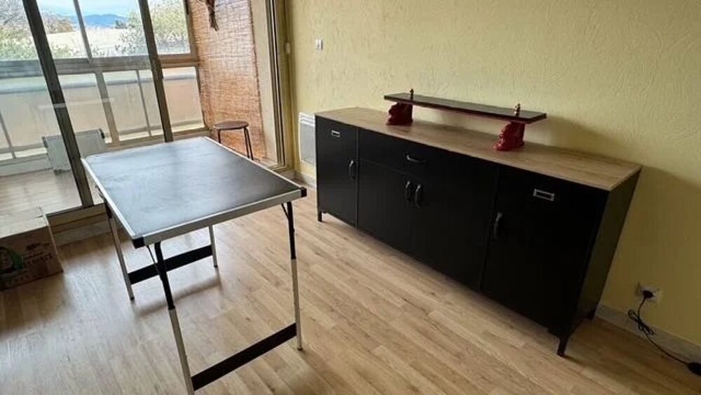 Location Appartement Studio de 25m² avec piscine, loggia et parking Antibes