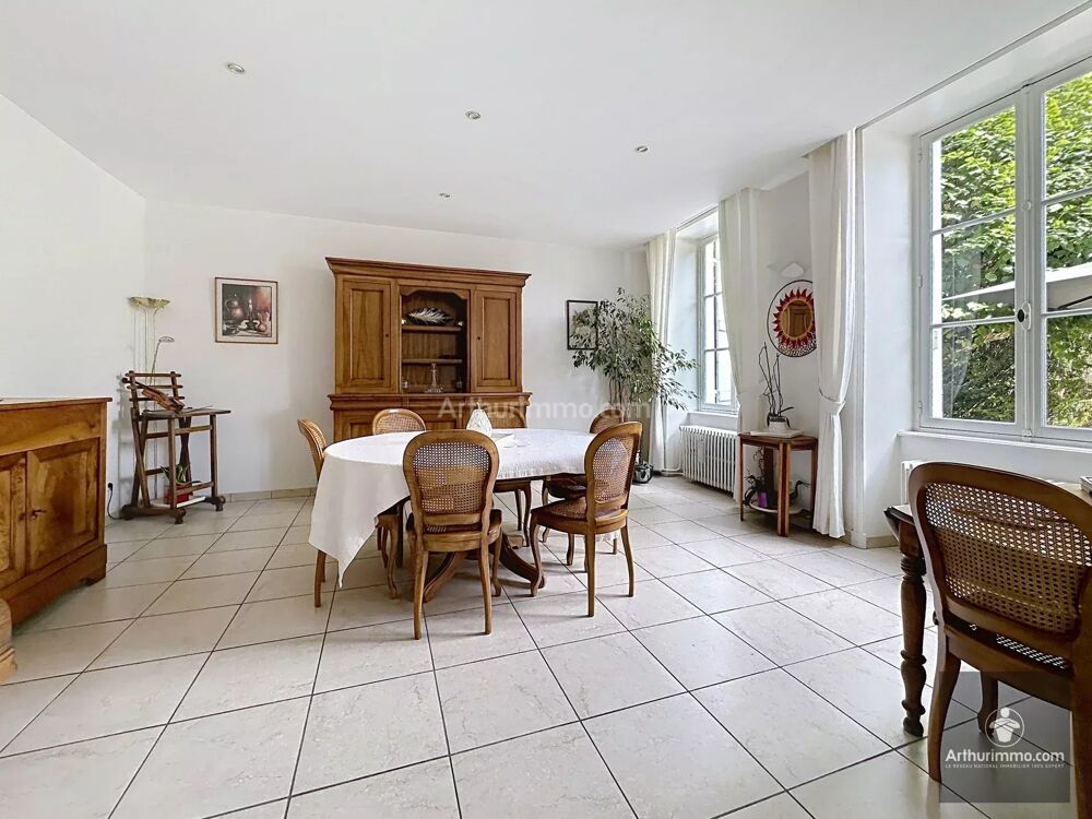 à vendre  Maison Renaison (42370)