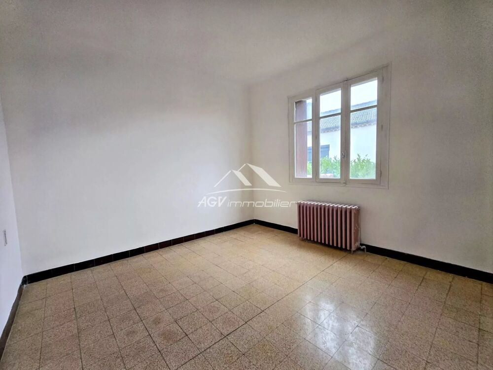 Maison avec deux logements et terrain constructible