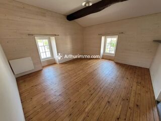  Appartement à louer 3 pièces 45 m²