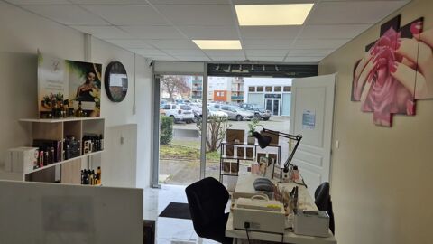 Local et fonds de commerce Coiffeur, Esth&eacute;ticien 62000 52100 Saint-dizier