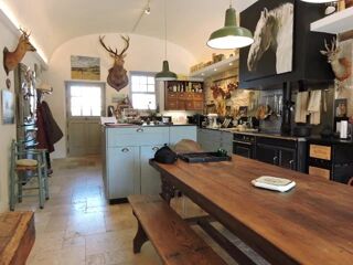  Maison � vendre 10 pi�ces 313 m�