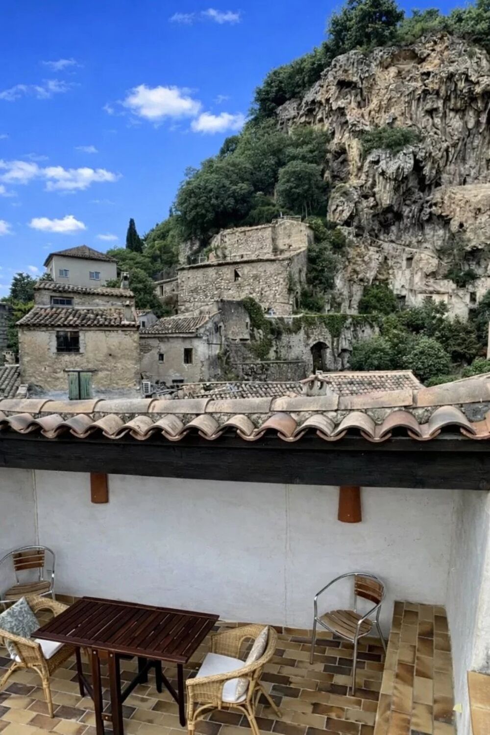 Ensemble de 2 appartements et une superbe terrasse sur le toit!