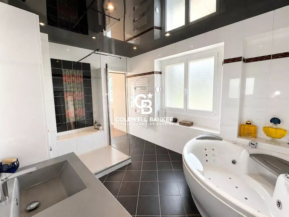 � vendre  Villa Annemasse (74100)