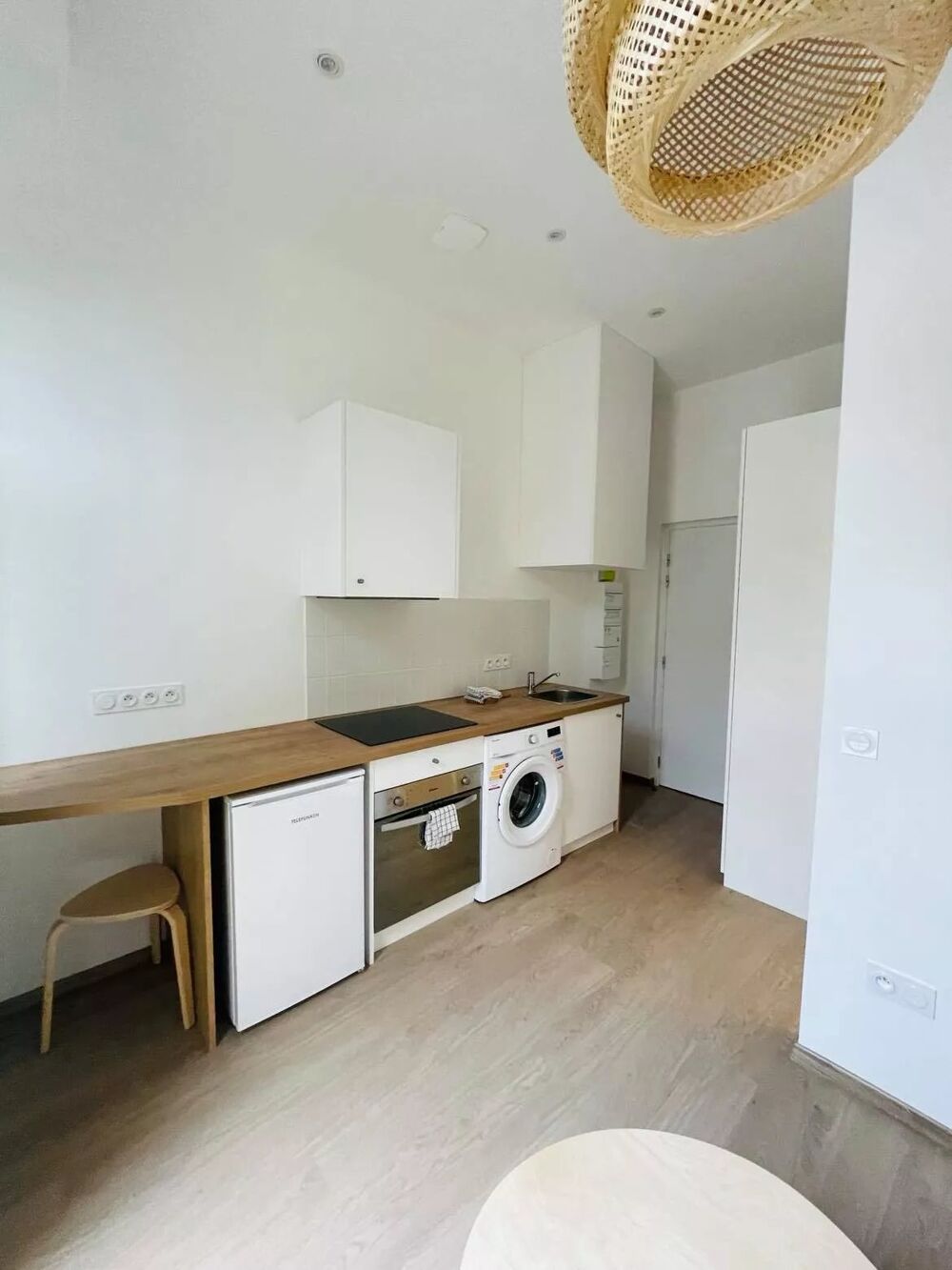 Location Appartement Studio hyper centre avec patio Saint-quentin