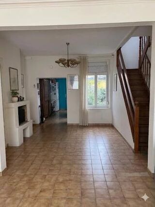  Maison à louer 5 pièces 115 m²
