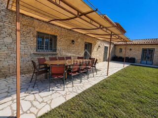  Maison � vendre 9 pi�ces 214 m�