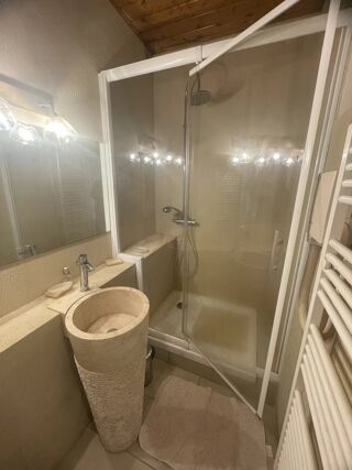  Appartement à louer 2 pièces 45 m²
