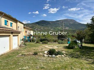  Maison à vendre 11 pièces 237 m²