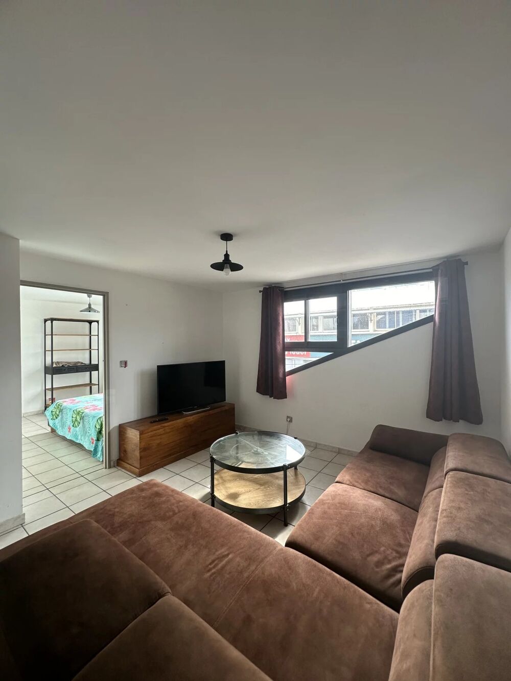 CT3330 APPARTEMENT T3 CENTRE VILLE PROXIMITÉ PLAGE + BOX ET PARK