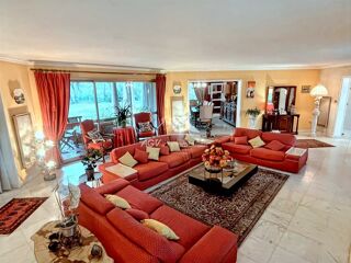  Maison � vendre 8 pi�ces 233 m�