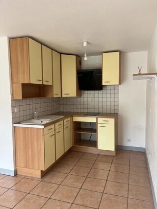  Appartement à louer 2 pièces 40 m²