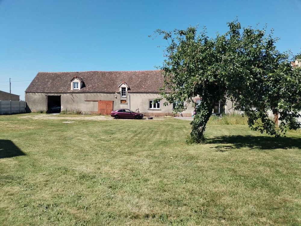 Maison 4 pièces 135 m² · à Chaintreaux · 135 m² · 200 000 €