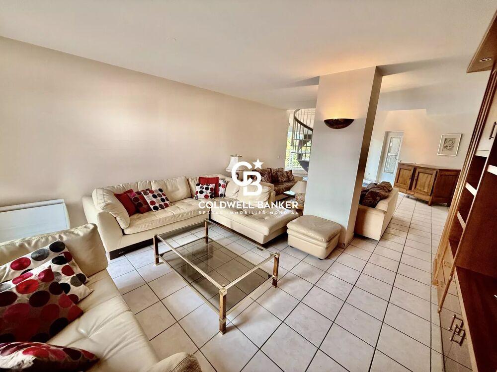 Vente Appartement Magnifique attique en duplex dans une jolie copro d'Ambilly 7410 Ambilly