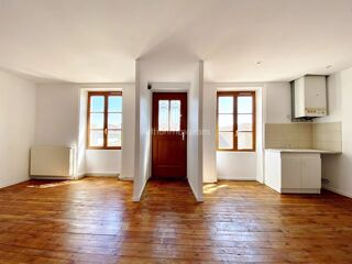  Appartement à louer 3 pièces 75 m²