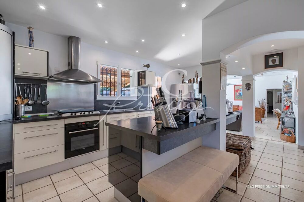 � vendre  Maison Montauroux (83440)