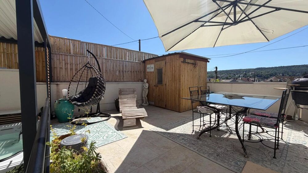 BESANCON CENTRE MAISON RÉNOVÉE 73 M²  JACUZZI, SAUNA & TERRASSE