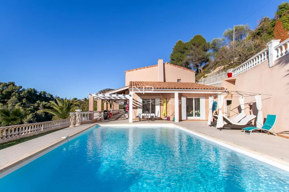 Aspremont, belle maison de 7 pièces 260 m² au calme avec piscine