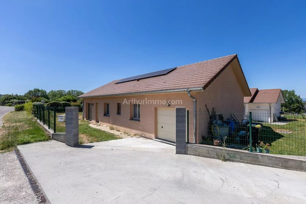 Villa plain pied de 2019 de 102 m² / DPE A / 4 chambres sur 700