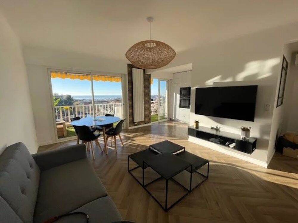 Location Appartement LE CANNET MAIRIE : Lumineux F2 en parfait état avec vue mer cave Le cannet