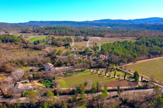  Villa � vendre 9 pi�ces 350 m�