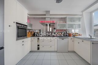  Appartement à vendre 5 pièces 135 m²