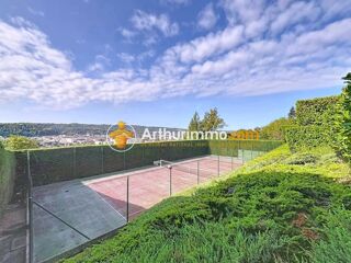  Maison  vendre 7 pices 205 m