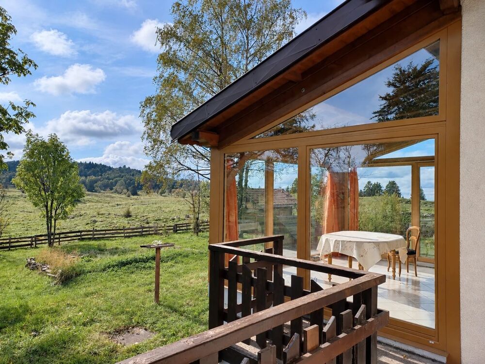 Vente Maison LA PESSE – Un bel environnement et du potentiel à révéler ! La pesse