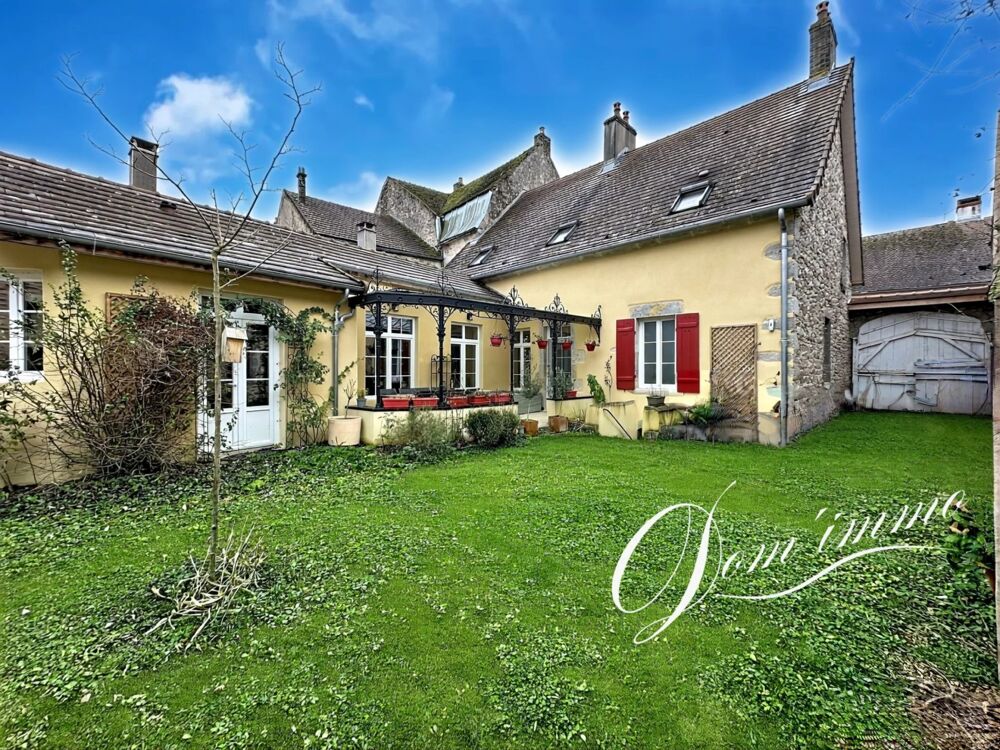 En exclusivité, au coeur du Parc du Morvan maison de caractère d