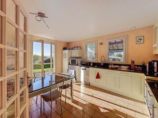  Maison � vendre 9 pi�ces 180 m�