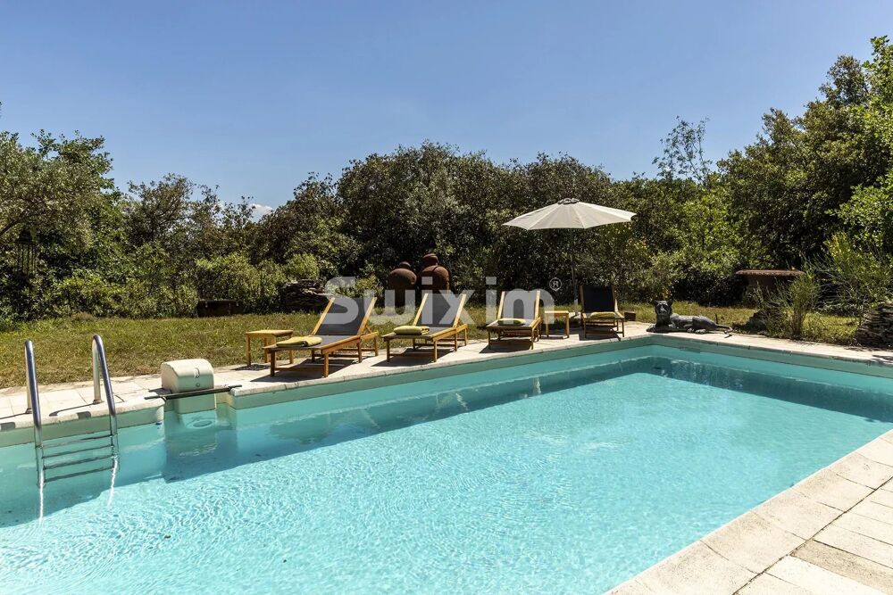 Belle bastide provençale avec panorama