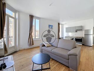  Appartement à louer 3 pièces 55 m²