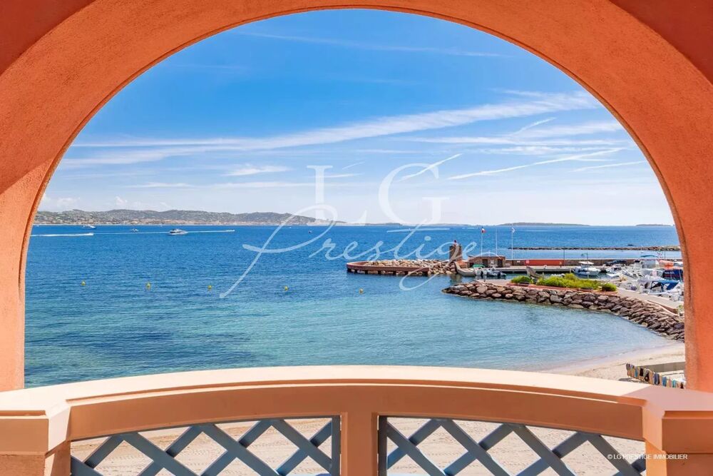 EXCEPTIONNEL  APPARTEMENT PIEDS DANS LEAU