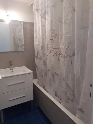  Appartement à louer 1 pièce 21 m² Nice
