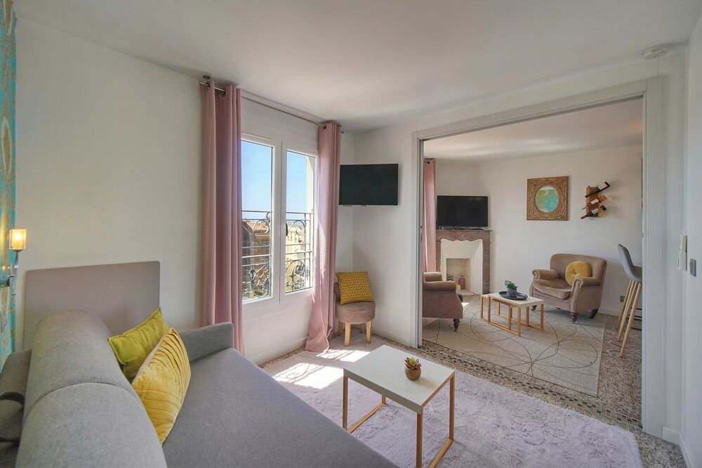 Vente Appartement Appartement 3 pièces au calme, dernier étage en plein centre de Cannes
