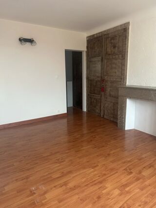  Appartement à louer 2 pièces 52 m²