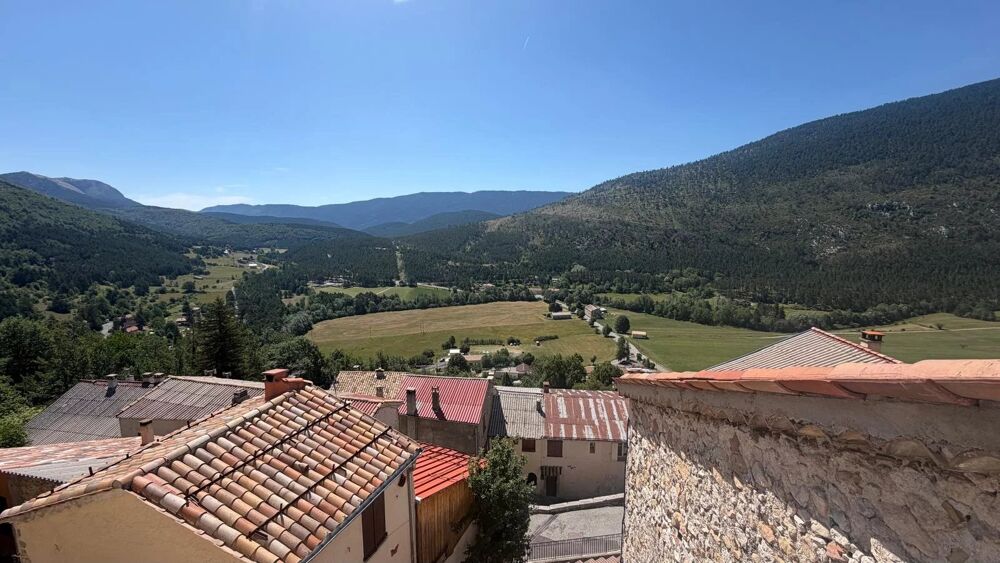 Charmante maison de village à Saint Auban