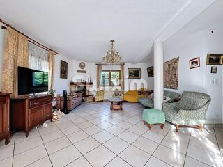  Maison  vendre 7 pices 223 m