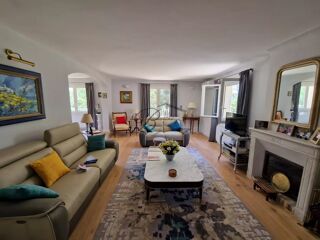  Maison  vendre 7 pices 225 m