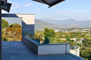  Villa à vendre 4 pièces 260 m²