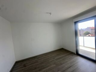  Appartement à louer 3 pièces 60 m²