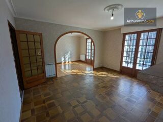  Maison  vendre 8 pices 166 m