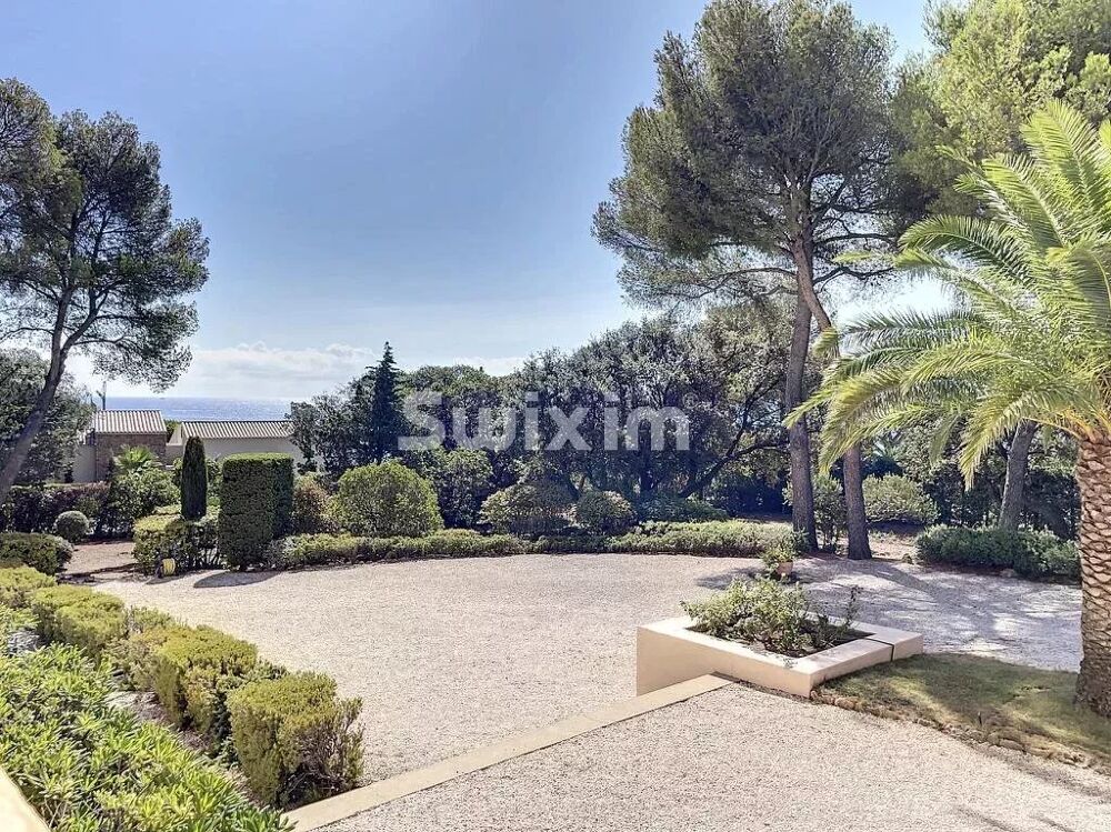 Vente Appartement Appartement de Maitre avec caves et dépendance Saint-raphaël