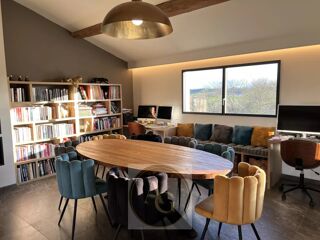  Maison à vendre 10 pièces 330 m²