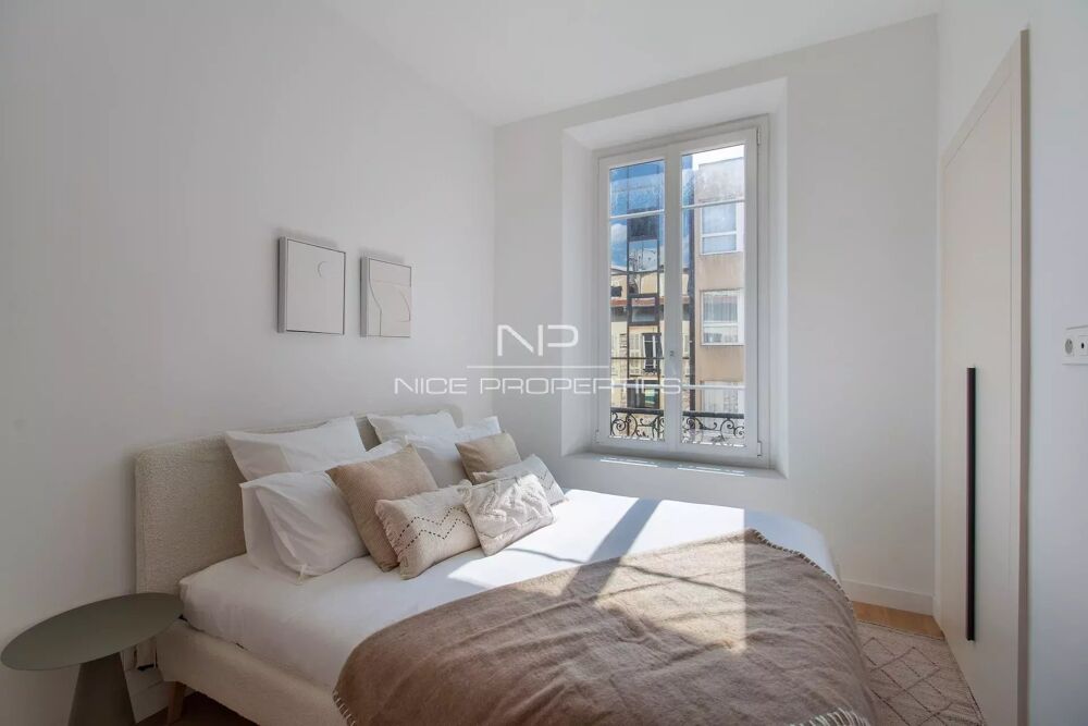Vente Appartement Nice Le Port, grand 5 pièces rénové, étage élevé, vue dégagée, 4 Nice