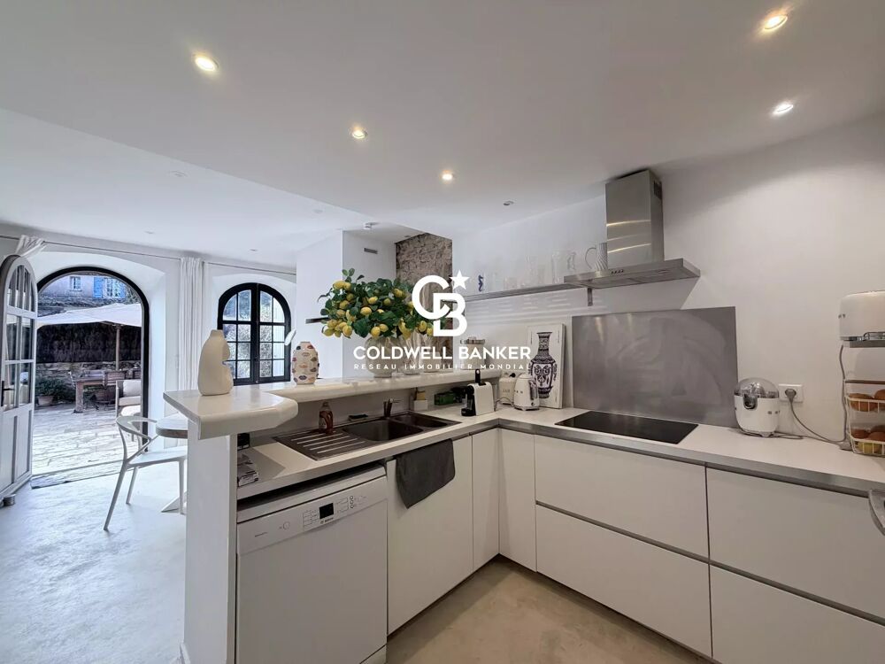 Vente Maison Mas provençal rénové avec piscine privée à Gassin Gassin