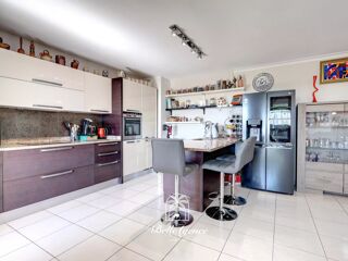  Appartement à vendre 4 pièces 84 m²