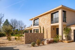  Villa � vendre 6 pi�ces 240 m�